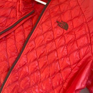 The North Face XL Thermoball Layer for Triclimate System 3 in 1